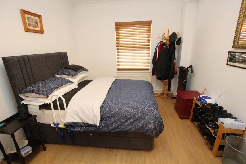 2 bedroom Flat for Sale Church Street, Baldock, Herts