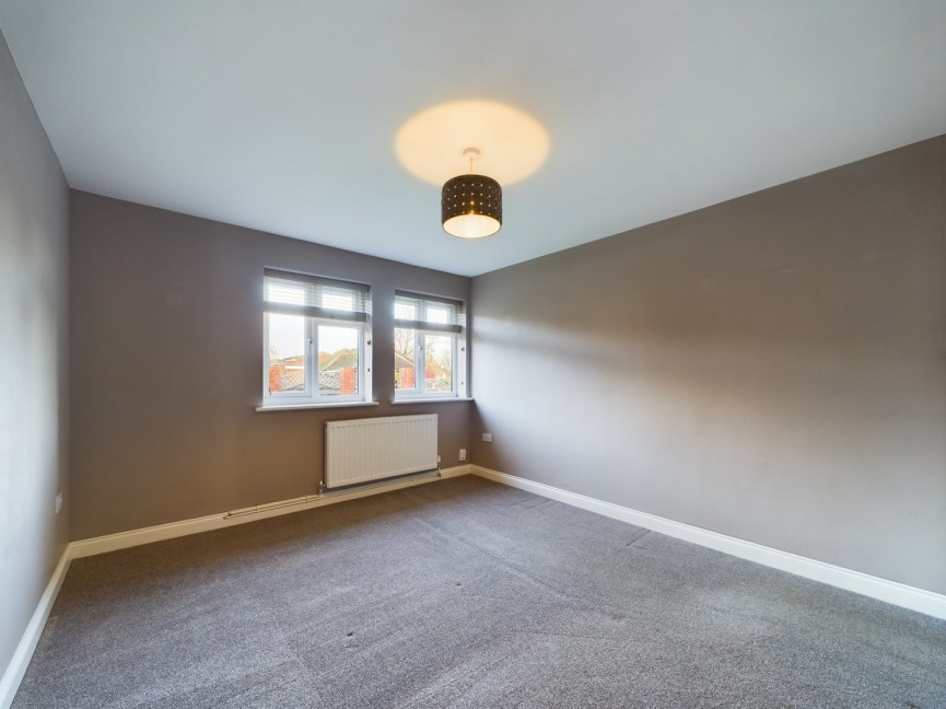 3 bedroom Bungalow for Letting Bedford Road, Hitchin, Hertfordshire
