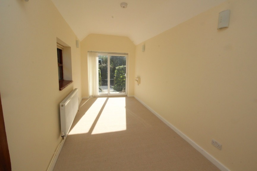 1 bedroom Flat for Letting Crabtree Lane, Pirton, Hitchin, Hertfordshire