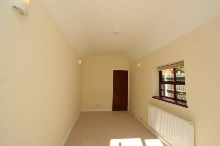 1 bedroom Flat for Letting Crabtree Lane, Pirton, Hitchin, Hertfordshire