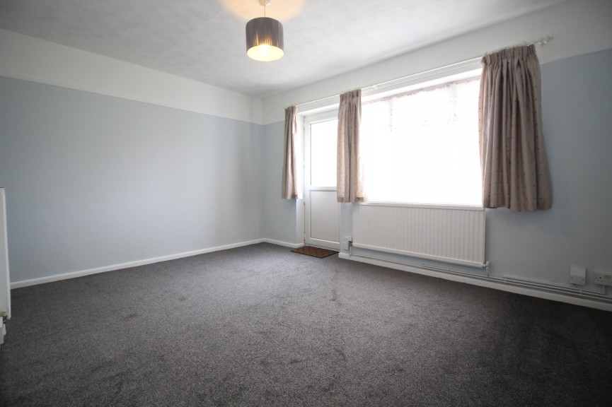 Kingswood Avenue, HITCHIN, Herts