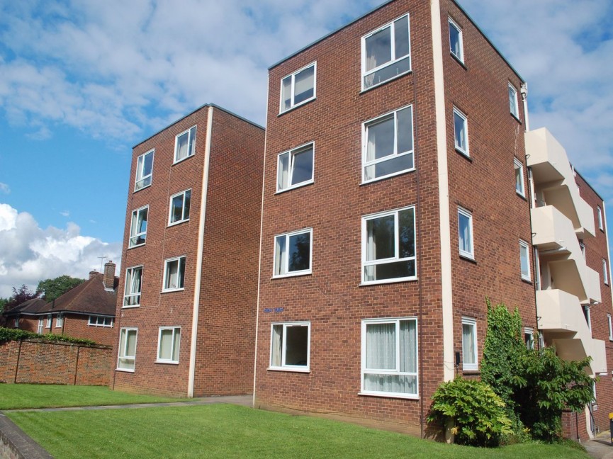 2 bedroom Flat for Letting Grammar School Walk, HITCHIN, Hertfordshire