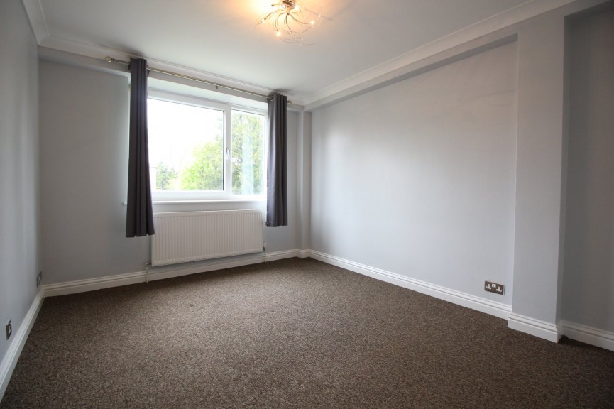 2 bedroom Flat for Letting Grammar School Walk, HITCHIN, Hertfordshire