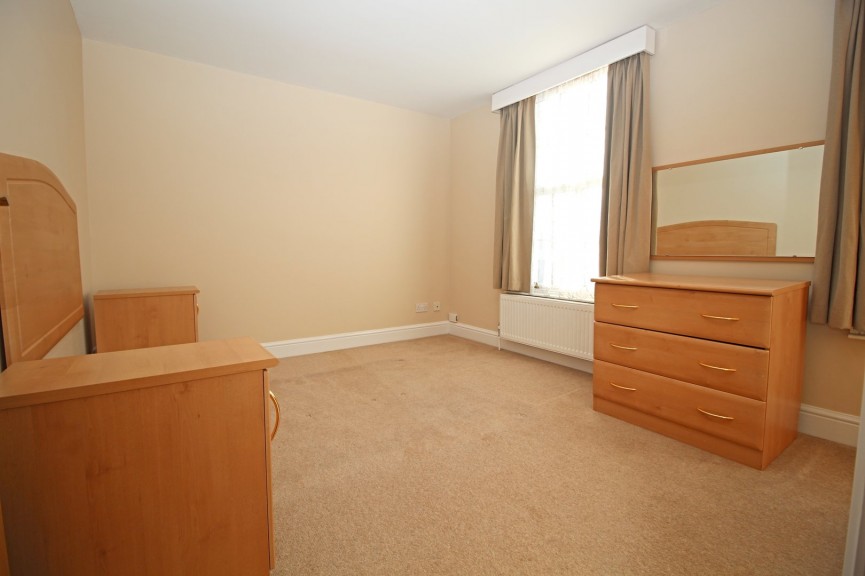 2 bedroom Flat for Letting Queen Street, HITCHIN, Hertfordshire