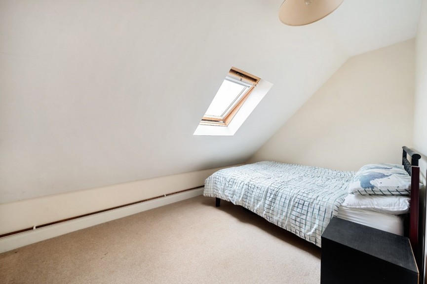 2 bedroom Flat for Letting Walsworth Road, Hitchin, Hertfordshire