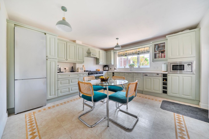 4 bedroom House for Sale Meppershall, Shefford, Bedfordshire