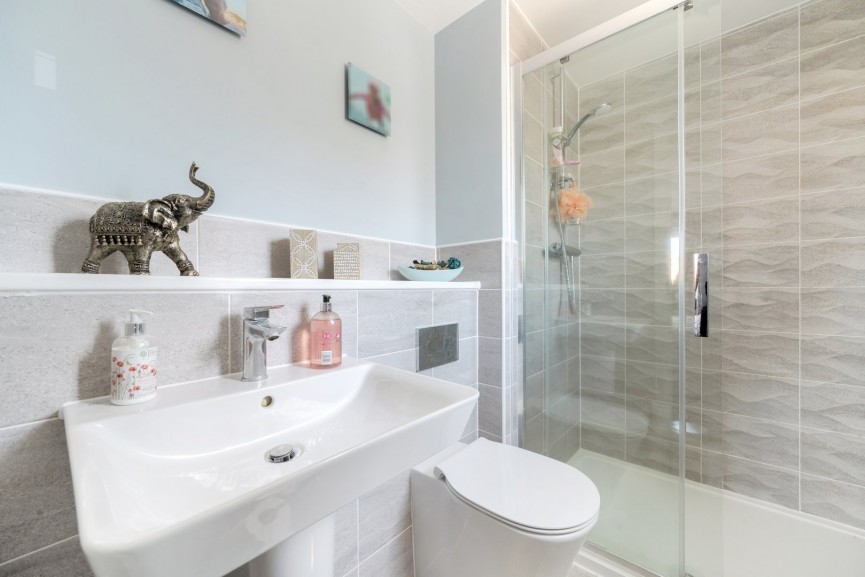 5 bedroom House for Sale Faraday Corner, Shefford, Bedfordshire