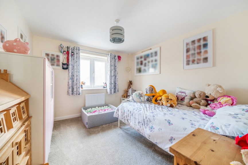 5 bedroom House for Sale Faraday Corner, Shefford, Bedfordshire