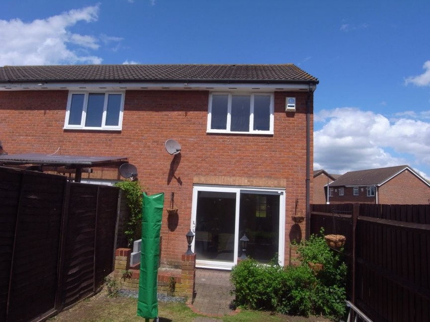 2 bedroom House for Letting Elgar Drive, Shefford, Bedfordshire