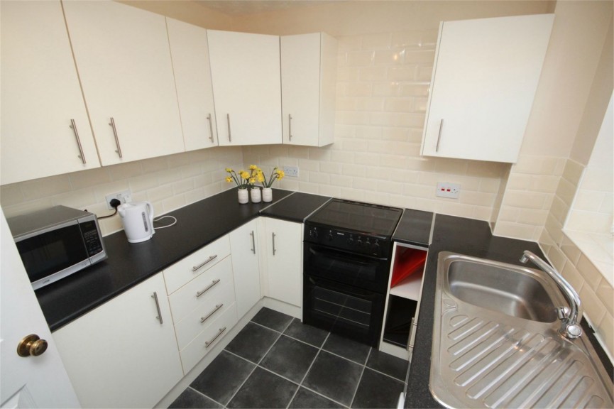 2 bedroom House for Letting Elgar Drive, Shefford, Bedfordshire