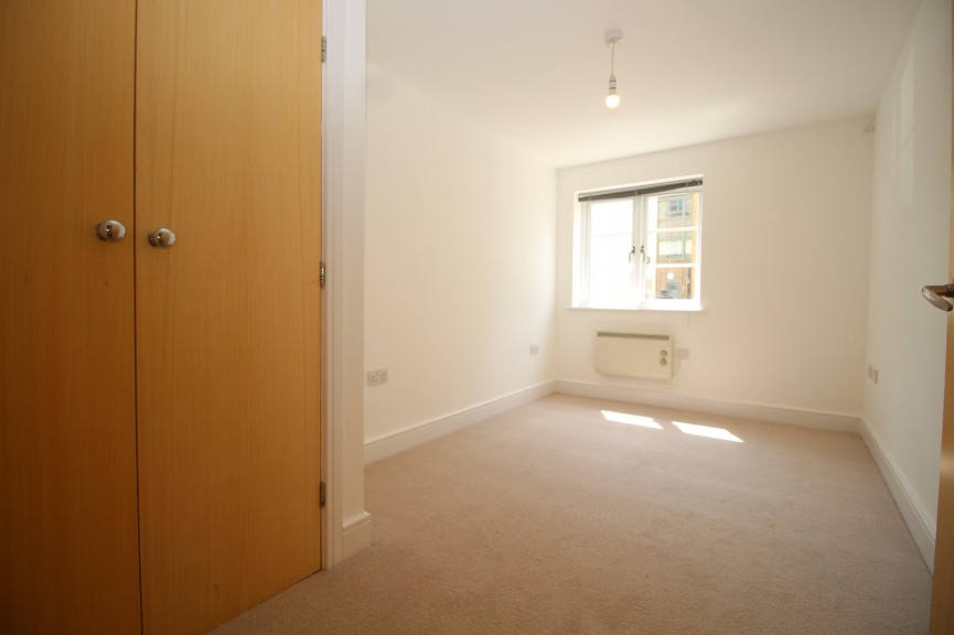2 bedroom Flat for Letting Nightingale Road, Hitchin, Hertfordshire