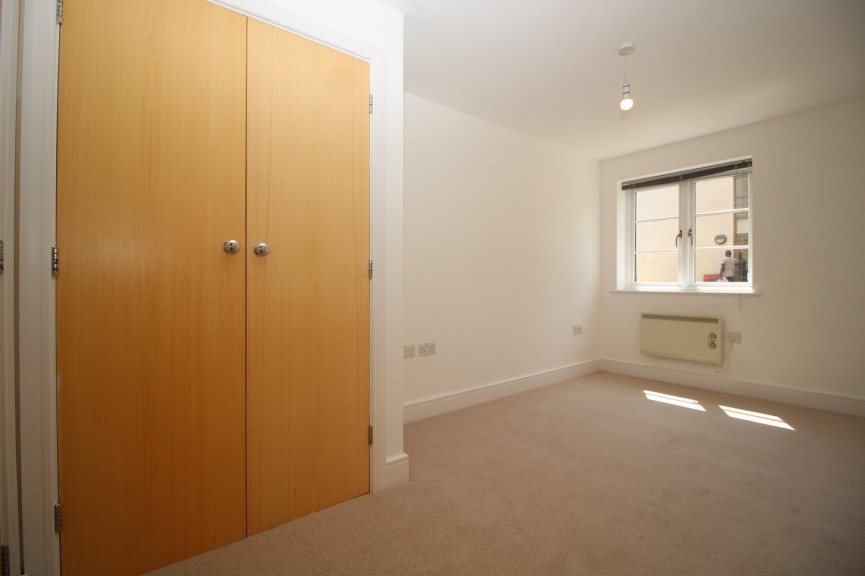 2 bedroom Flat for Letting Nightingale Road, Hitchin, Hertfordshire