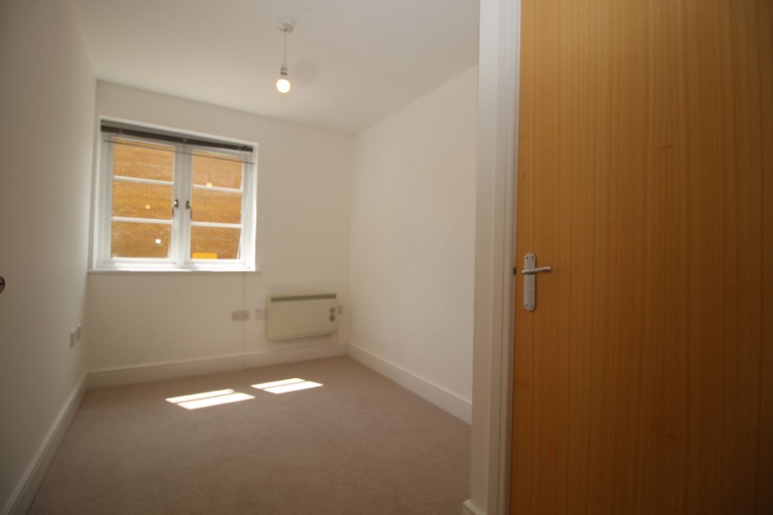 2 bedroom Flat for Letting Nightingale Road, Hitchin, Hertfordshire