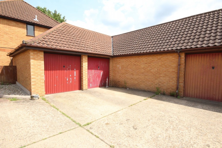 Pascal Way, Letchworth Garden City, Hertfordshire