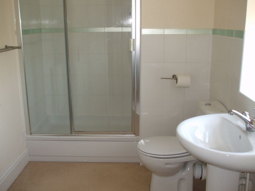 4 bedroom House for Letting Palmerston Way, FAIRFIELD