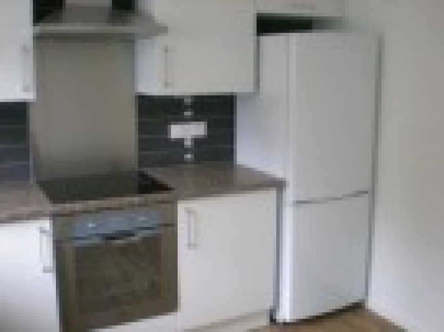 3 bedroom House for Letting High Street, ARLESEY, Bedfordshire