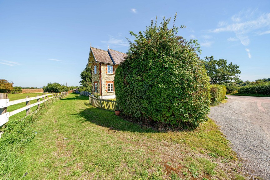 Gravenhurst Road, Campton, Bedfordshire