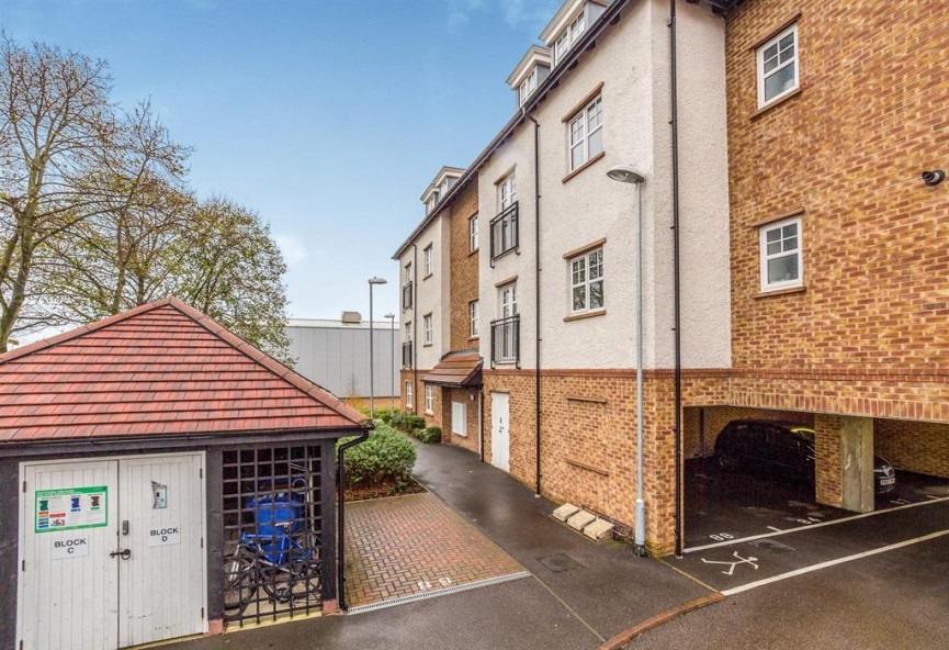 2 bedroom Flat for Letting Bowyer Drive, Letchworth Garden City, Hertfordshire