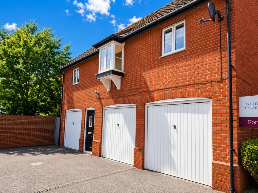 1 bedroom House for Sale Halford Court, Hatfield, Hertfordshire