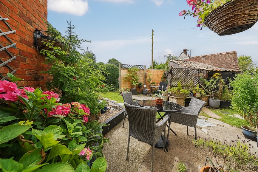 2 bedroom House for Sale Hillfoot Road, Shillington, Bedfordshire