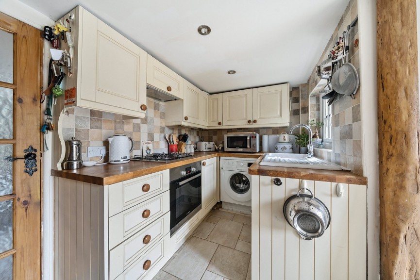 2 bedroom House for Sale Hillfoot Road, Shillington, Bedfordshire
