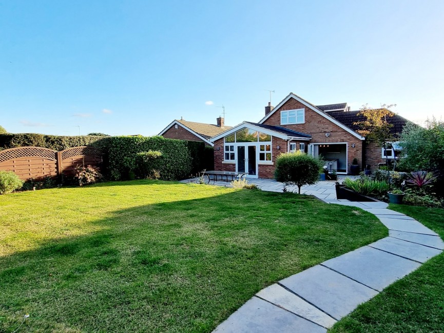 5 bedroom Bungalow for Sale Ampthill, Bedfordshire