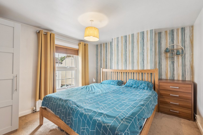 2 bedroom House for Sale Oughton Head Way, Hitchin, Hertfordshire
