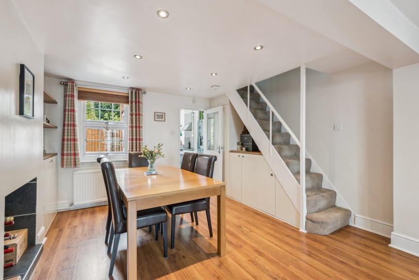 2 bedroom House for Sale Oughton Head Way, Hitchin, Hertfordshire