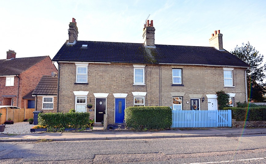 2 bedroom House for Sale Baldock Road, Stotfold, Bedfordshire
