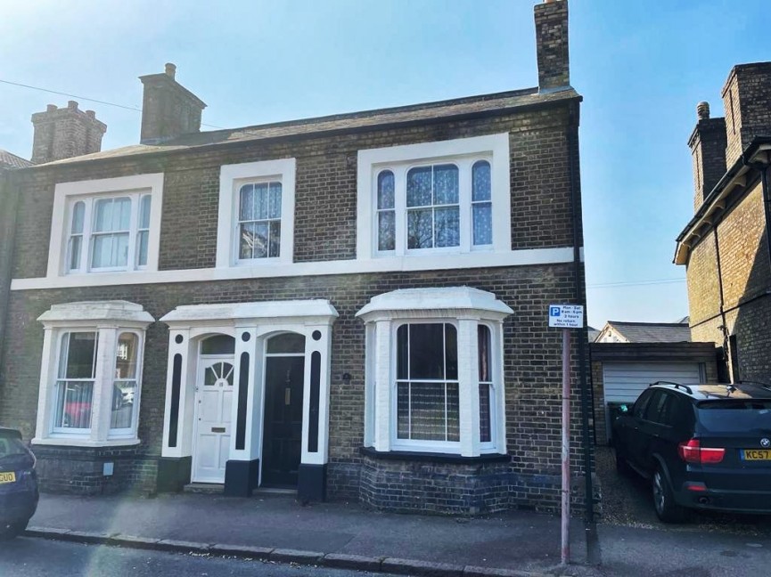 3 bedroom House for Sale Station Road, Biggleswade, Bedfordshire