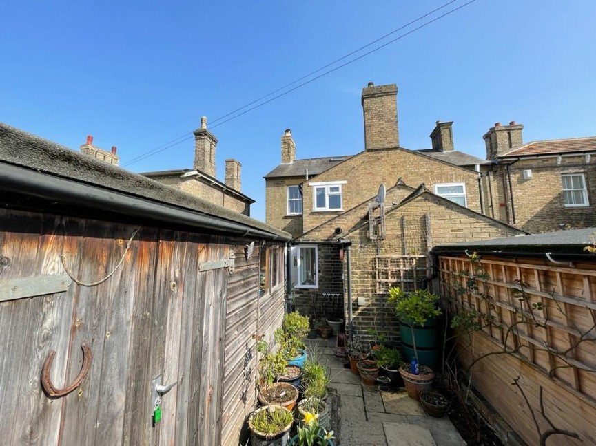 3 bedroom House for Sale Station Road, Biggleswade, Bedfordshire