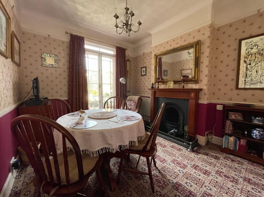 3 bedroom House for Sale Station Road, Biggleswade, Bedfordshire