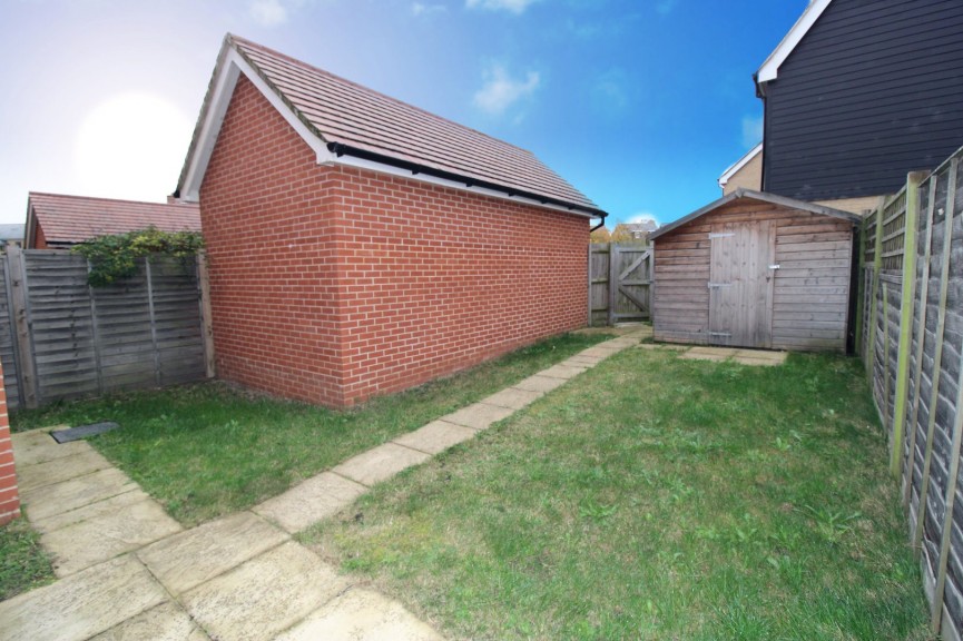 4 bedroom House for Letting Walker Mead, Biggleswade, Bedfordshire