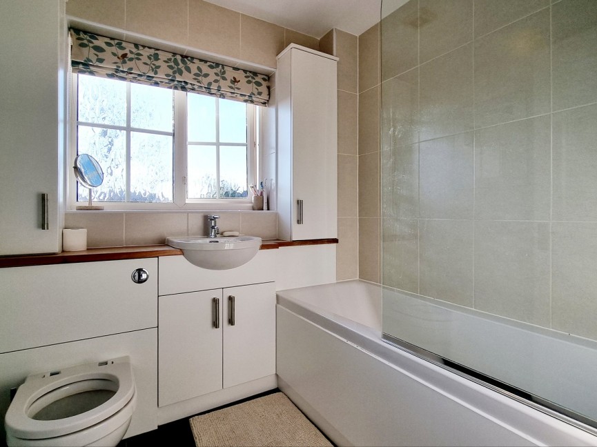 4 bedroom House for Sale Ampthill, Bedfordshire