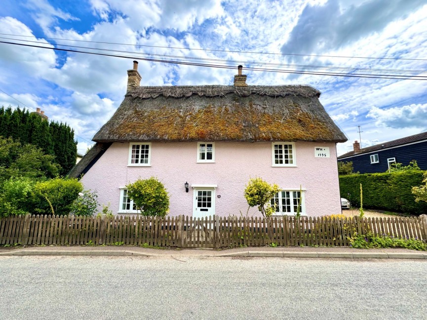 3 bedroom House for Sale High Street, GUILDEN MORDEN, Cambridgeshire