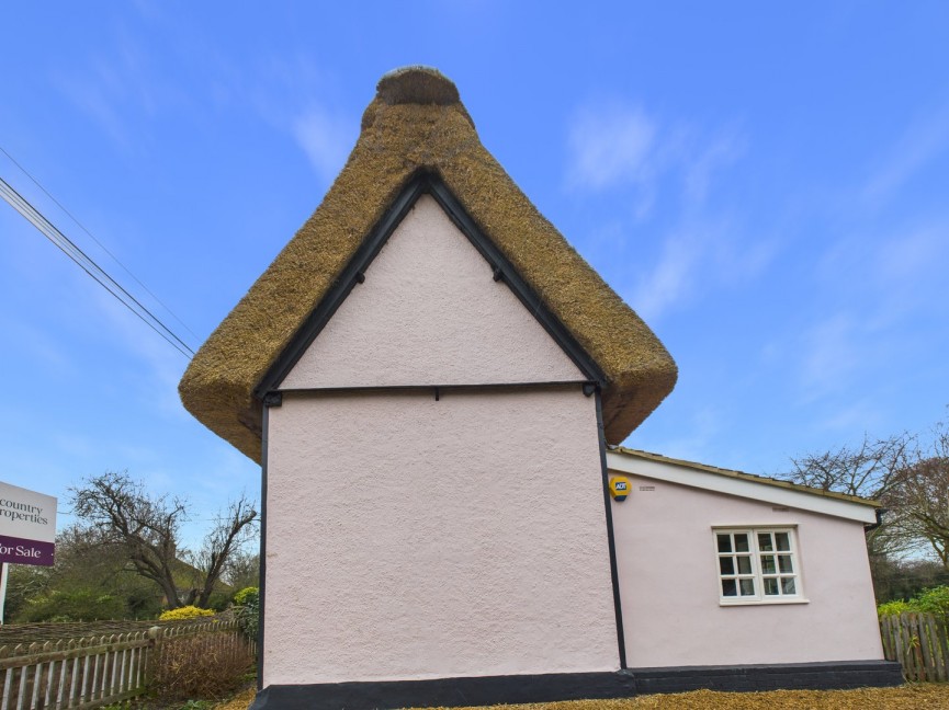 3 bedroom House for Sale High Street, GUILDEN MORDEN, Cambridgeshire