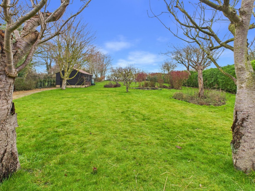 3 bedroom House for Sale High Street, GUILDEN MORDEN, Cambridgeshire