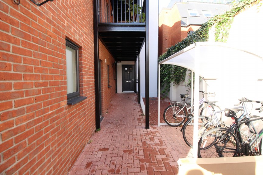 2 bedroom Flat for Letting Hitchin, Herts