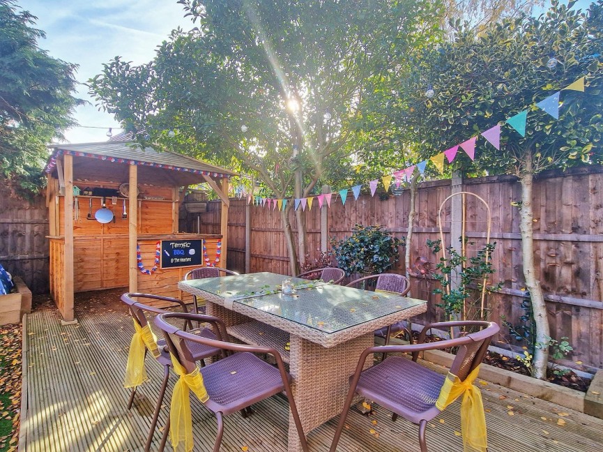 4 bedroom House for Sale Ampthill, Bedford