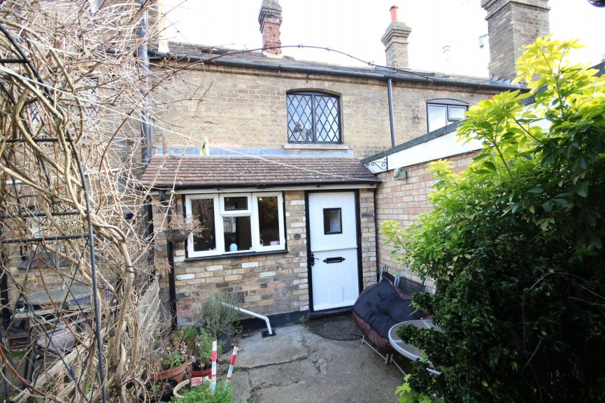 2 bedroom House for Sale Silsoe, Bedfordshire