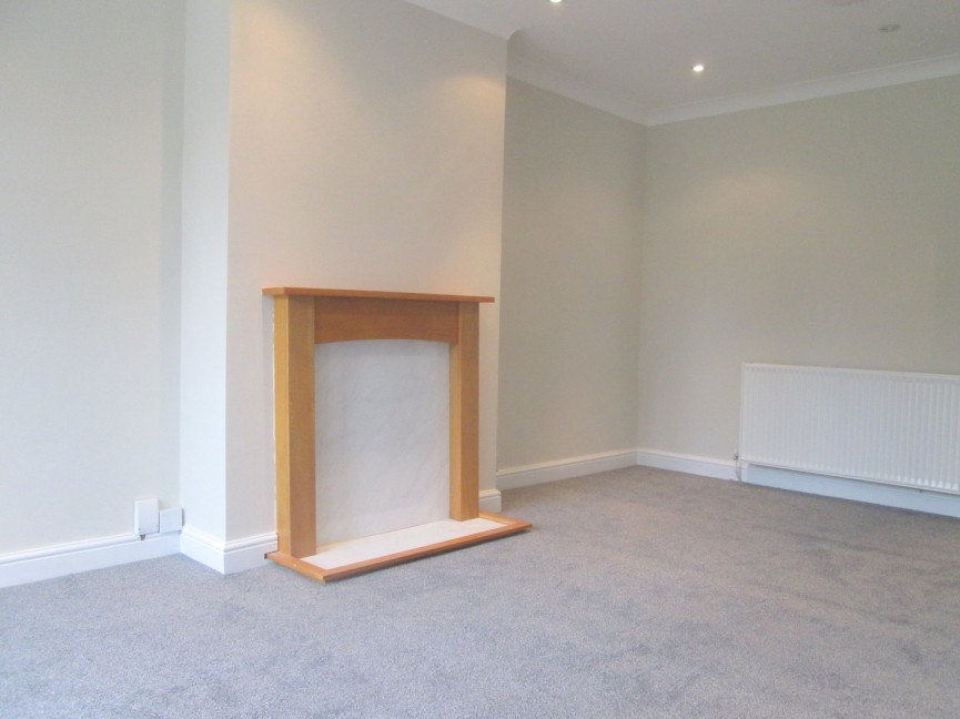 4 bedroom Bungalow for Letting Cheviot Road, Luton, Bedfordshire