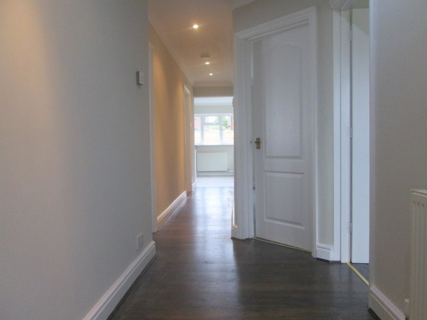 4 bedroom Bungalow for Letting Cheviot Road, Luton, Bedfordshire