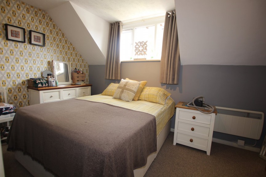 2 bedroom House for Sale London Road, Baldock, Hertfordshire