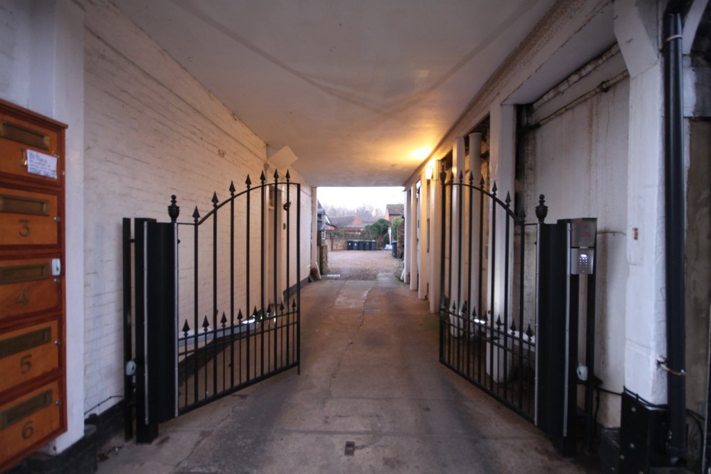 High Street, Shefford, Bedfordshire