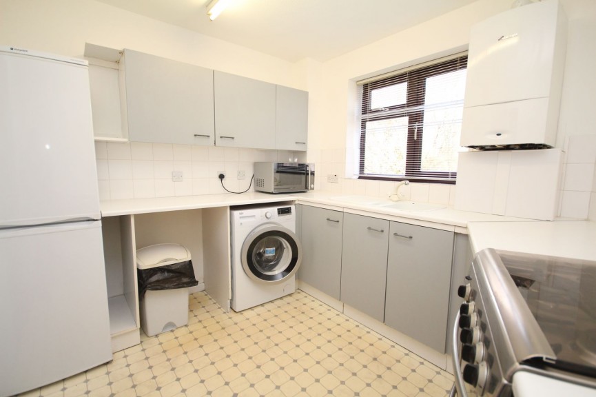 2 bedroom Flat for Letting Cromwell Road, Letchworth Garden City, Hertfordshire