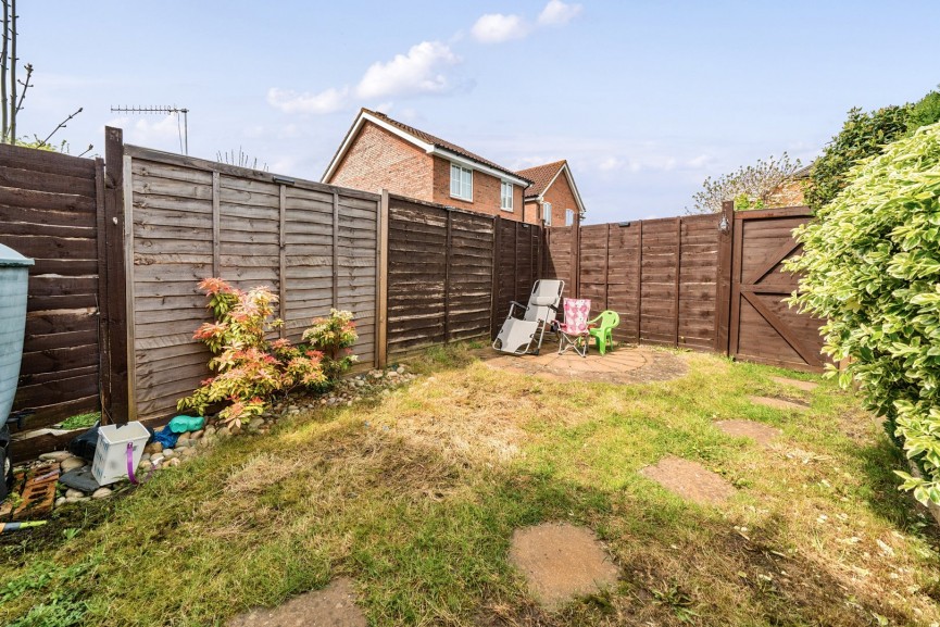 2 bedroom House for Letting Chestnut Farm, Henlow, Bedfordshire