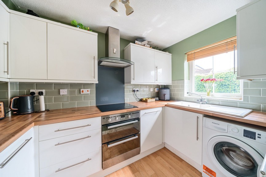 2 bedroom House for Letting Chestnut Farm, Henlow, Bedfordshire