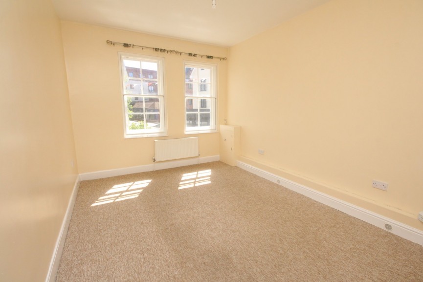 2 bedroom Flat for Letting Leys Avenue, Letchworth Garden City, Hertfordshire