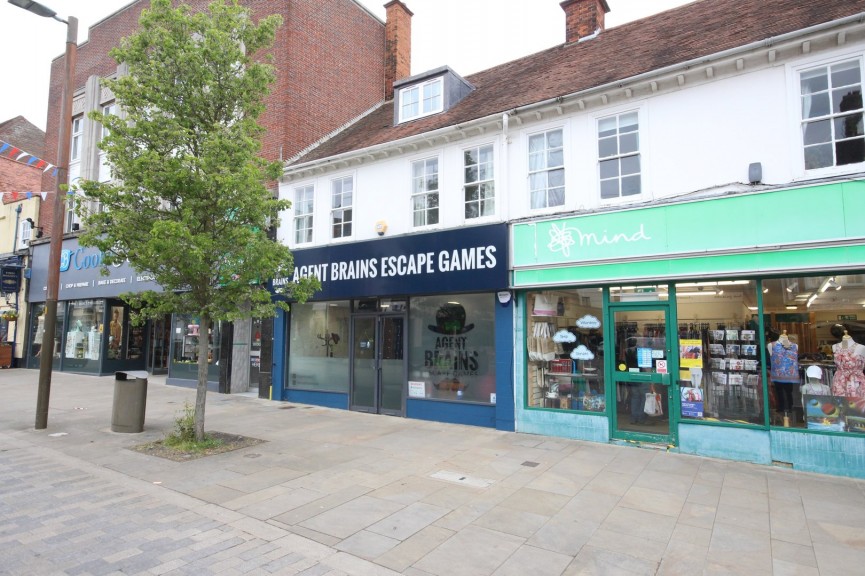 2 bedroom Flat for Letting Leys Avenue, Letchworth Garden City, Hertfordshire