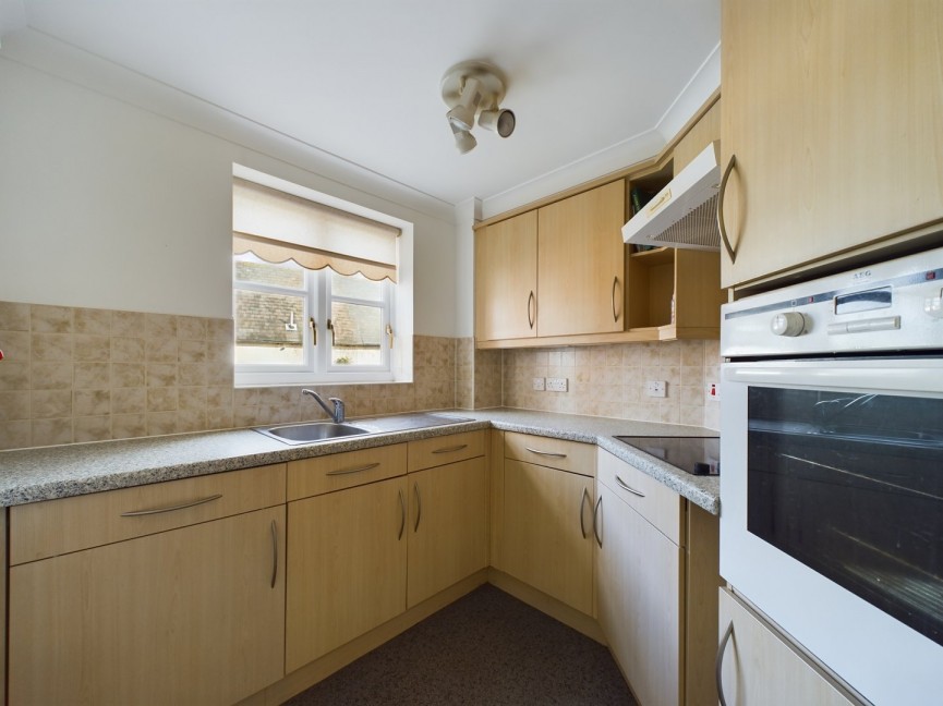 1 bedroom Flat for Sale Paynes Park, HITCHIN, Hertfordshire